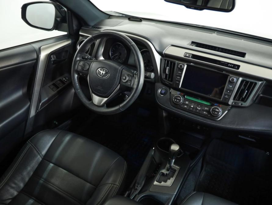Toyota RAV4 IV (XA40) Рестайлинг Санкт-Петербург  - изображение 10