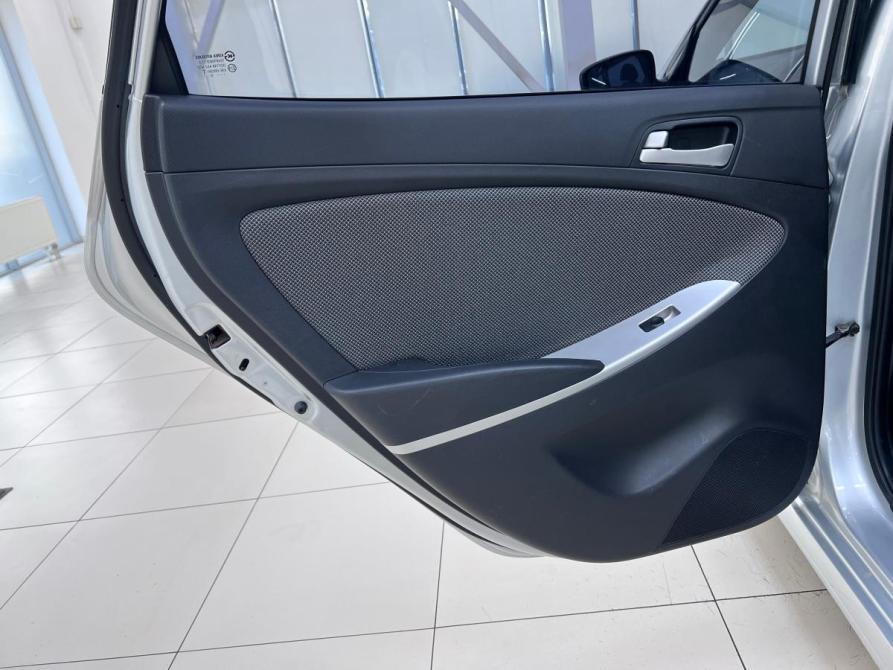Hyundai Solaris I Волгоград  - изображение 24