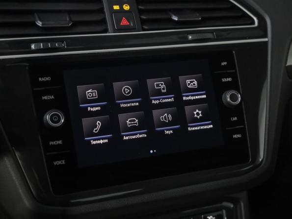 Volkswagen Tiguan II с пробегом 2019 года, цена 2 749 000 рублей, 97930 км, внедорожник, Автокод Объявления