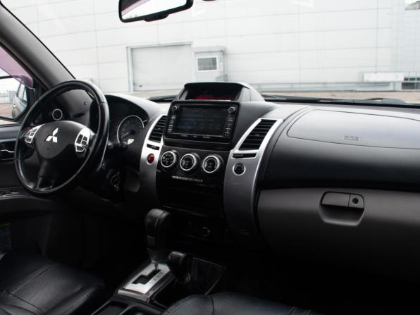 Mitsubishi Pajero Sport II Рестайлинг с пробегом 2014 года, цена 1 599 000 рублей, 252000 км, внедорожник, Автокод Объявления