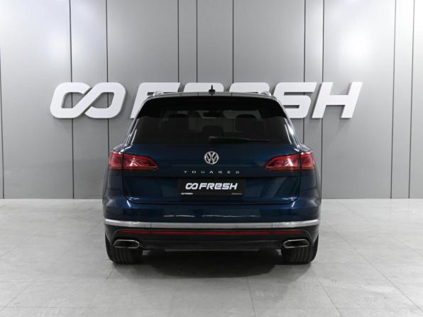 Volkswagen Touareg III с пробегом 2018 года, цена 4 649 000 рублей, 180111 км, внедорожник, Автокод Объявления