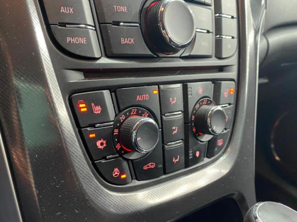 Opel Astra J с пробегом 2010 года, цена 590 000 рублей, 158000 км, хэтчбек, Автокод Объявления