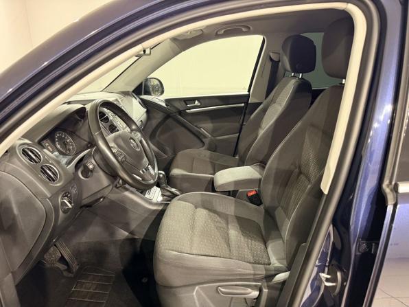 Volkswagen Tiguan I Рестайлинг с пробегом 2011 года, цена 1 290 000 рублей, 250000 км, внедорожник, Автокод Объявления