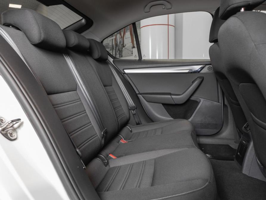 Skoda Octavia III (A7) Рестайлинг Казань  - изображение 8