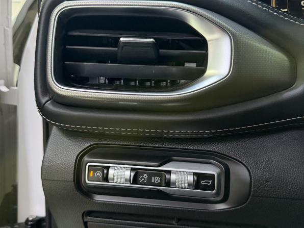 Geely Okavango I с пробегом 2023 года, цена 2 300 000 рублей, 87593 км, внедорожник, Автокод Объявления