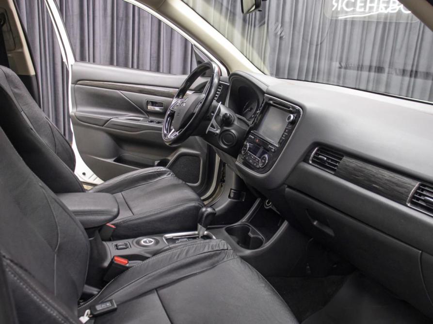Mitsubishi Outlander III Рестайлинг 2 Москва  - изображение 10