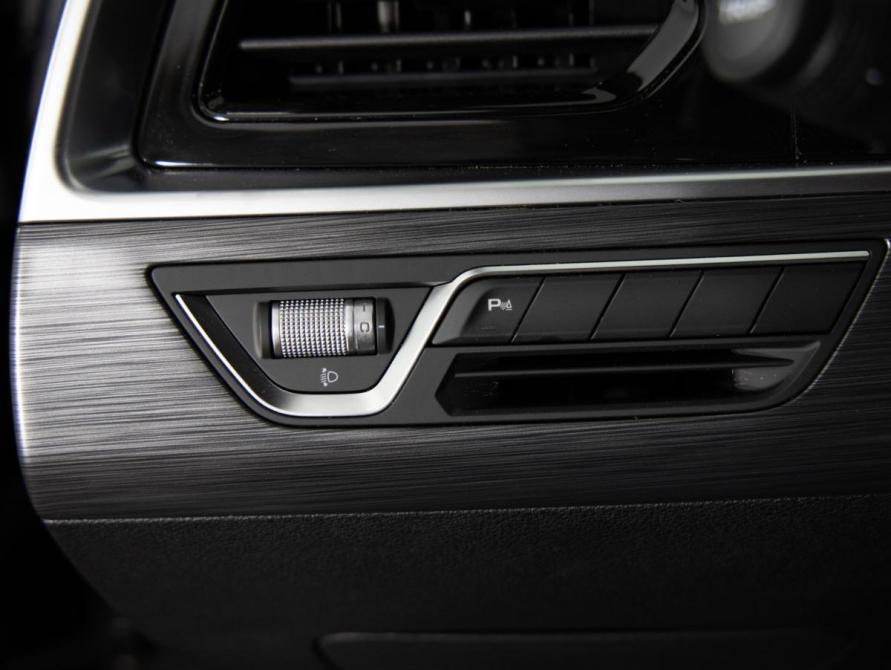 Geely Tugella I Рестайлинг Санкт-Петербург  - изображение 19
