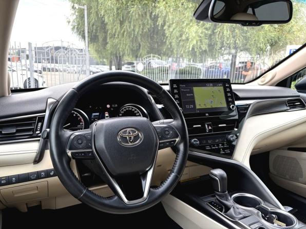 Toyota Camry VIII (XV70) Рестайлинг с пробегом 2021 года, цена 2 950 000 рублей, 116939 км, седан, Автокод Объявления