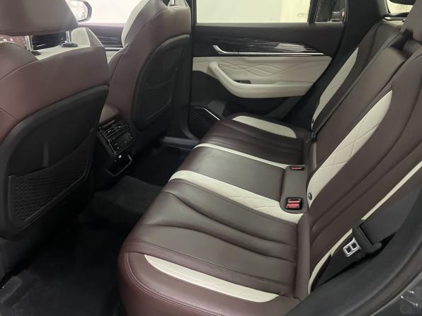 Geely Monjaro I с пробегом 2023 года, цена 3 249 000 рублей, 41459 км, внедорожник, Автокод Объявления