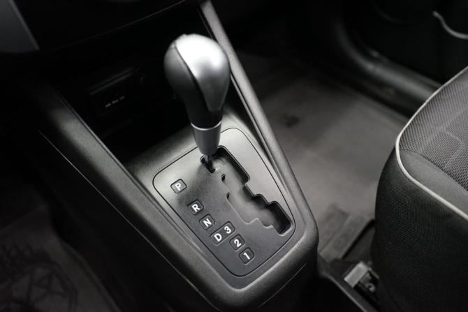Kia Venga I с пробегом 2012 года, цена 980 000 рублей, 276932 км, минивэн, Автокод Объявления