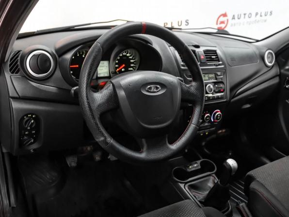 Lada (ВАЗ) Granta I с пробегом 2017 года, цена 729 000 рублей, 135682 км, седан, Автокод Объявления