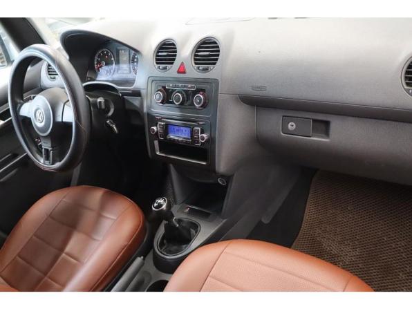 Volkswagen Caddy III Рестайлинг с пробегом 2011 года, цена 759 000 рублей, 327771 км, компактвэн, Автокод Объявления