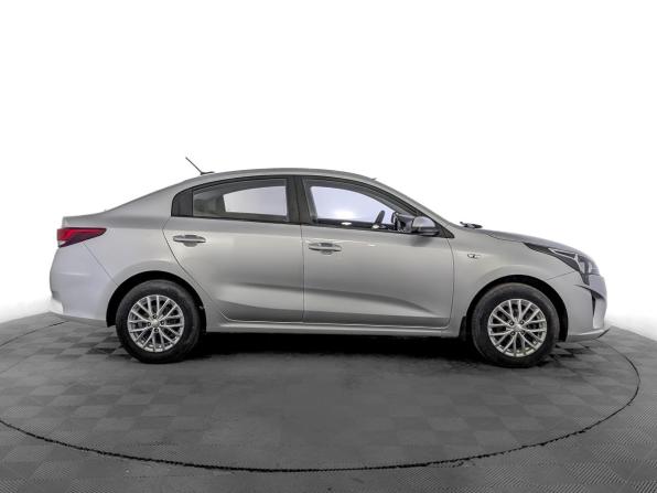 Kia Rio IV Рестайлинг с пробегом 2020 года, цена 1 575 000 рублей, 23105 км, седан, Автокод Объявления