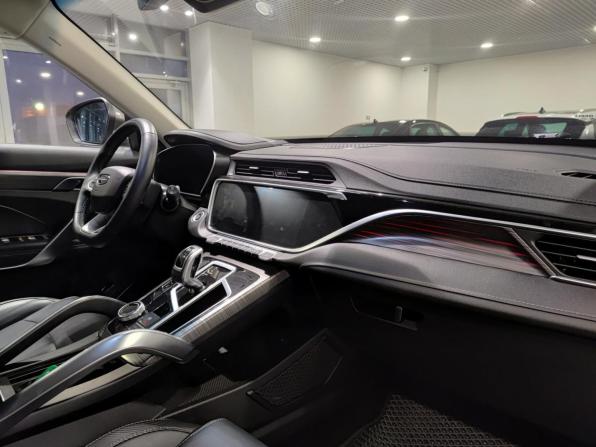 Geely Atlas Pro с пробегом 2023 года, цена 2 099 000 рублей, 54088 км, внедорожник, Автокод Объявления