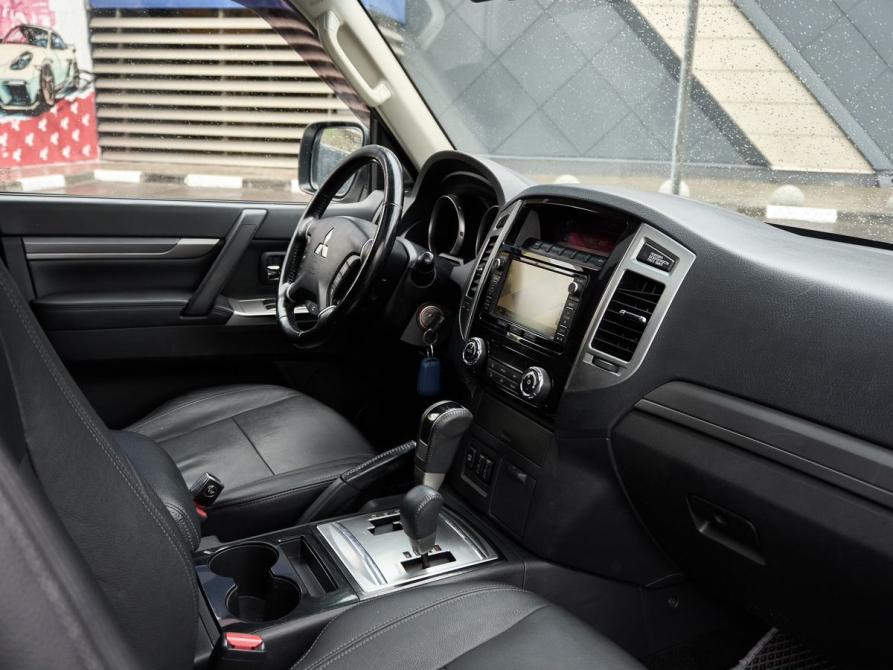 Mitsubishi Pajero IV Рестайлинг 2 Казань  - изображение 6