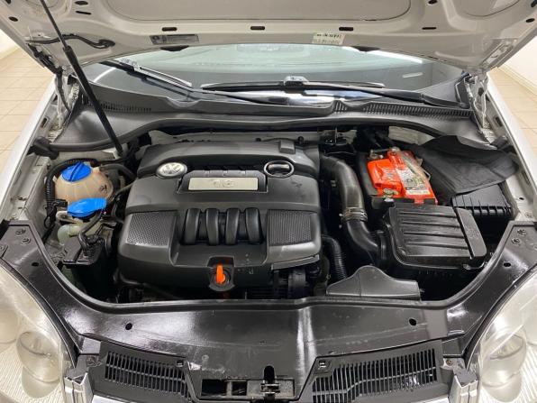 Volkswagen Jetta V с пробегом 2010 года, цена 449 000 рублей, 296198 км, седан, Автокод Объявления