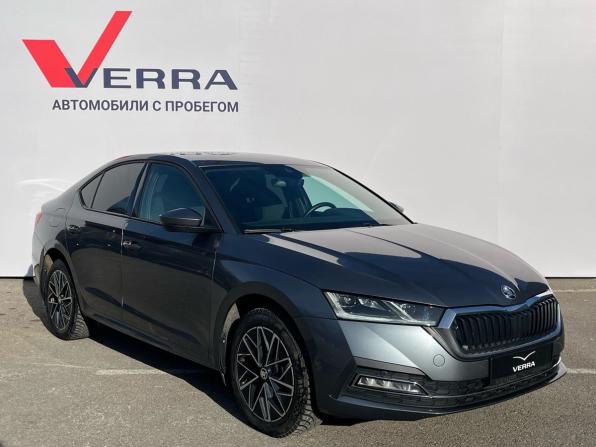 Skoda Octavia IV (A8) с пробегом 2021 года, цена 2 350 000 рублей, 57041 км, лифтбек, Автокод Объявления