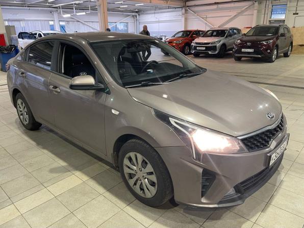 Kia Rio IV Рестайлинг с пробегом 2020 года, цена 1 450 000 рублей, 104067 км, седан, Автокод Объявления
