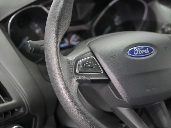 Ford Focus III Рестайлинг с пробегом 2017 года, цена 980 000 рублей, 131000 км, седан, Автокод Объявления