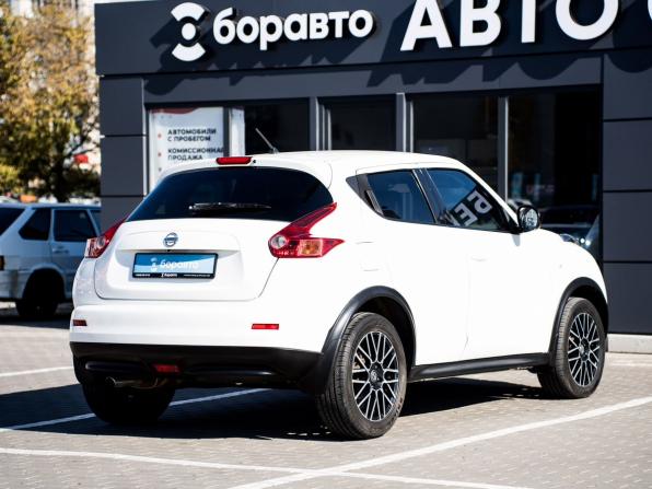 Nissan Juke I с пробегом 2013 года, цена 980 000 рублей, 200550 км, внедорожник, Автокод Объявления