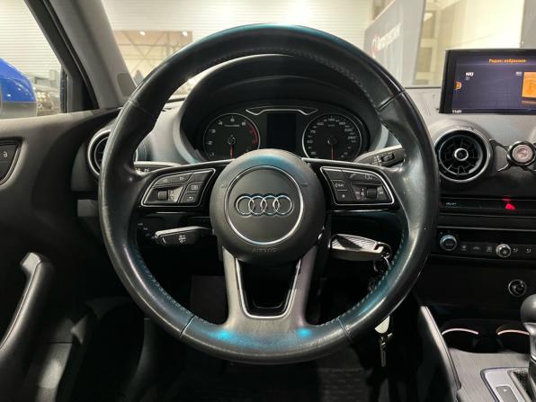 Audi A3 III (8V) Рестайлинг с пробегом 2019 года, цена 1 750 000 рублей, 142144 км, седан, Автокод Объявления
