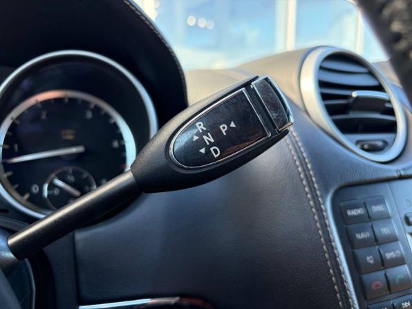 Mercedes-Benz M-Класс II (W164) Рестайлинг с пробегом 2011 года, цена 1 315 000 рублей, 287983 км, внедорожник, Автокод Объявления