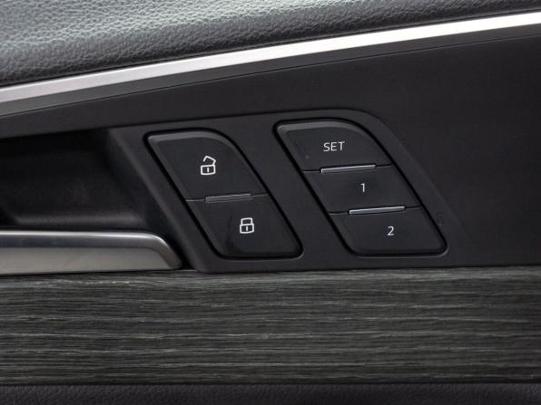 Audi A4 V (B9) с пробегом 2018 года, цена 2 700 000 рублей, 90970 км, седан, Автокод Объявления