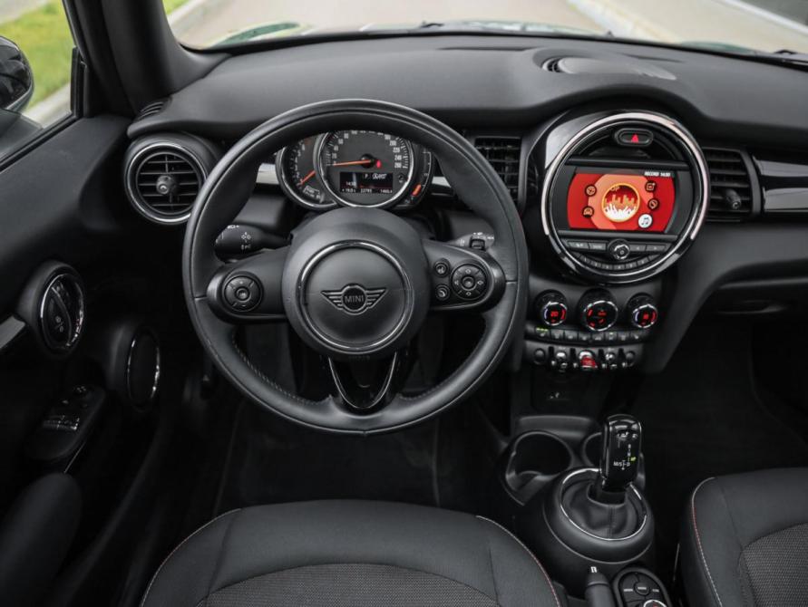 Mini Hatch III (F55/F56) Рестайлинг Санкт-Петербург  - изображение 15