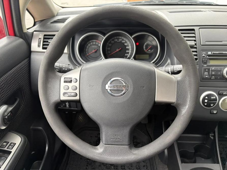 Nissan Tiida I Москва  - изображение 12