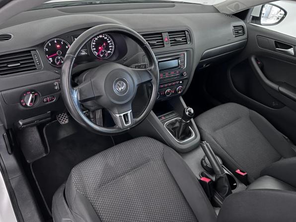 Volkswagen Jetta VI Рестайлинг с пробегом 2014 года, цена 1 150 000 рублей, 173596 км, седан, Автокод Объявления