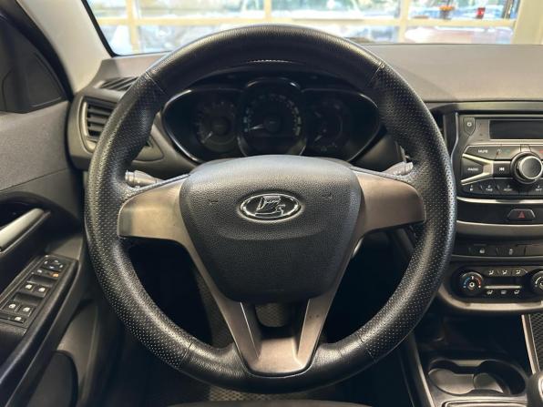 Lada (ВАЗ) Vesta I с пробегом 2017 года, цена 895 000 рублей, 95700 км, седан, Автокод Объявления