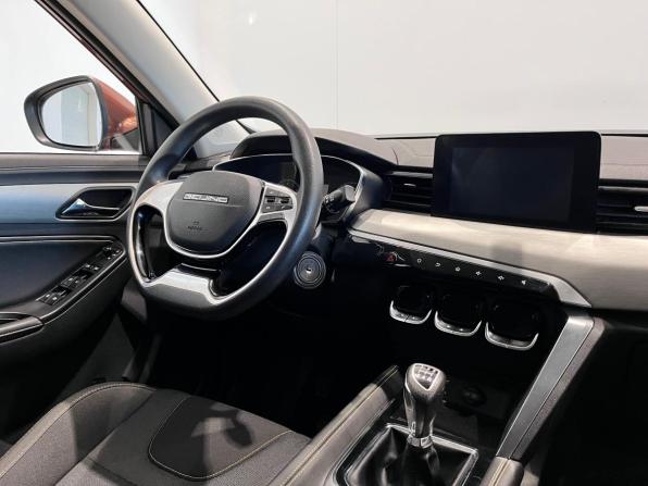 BAIC X35 с пробегом 2023 года, цена 1 299 000 рублей, 106518 км, внедорожник, Автокод Объявления