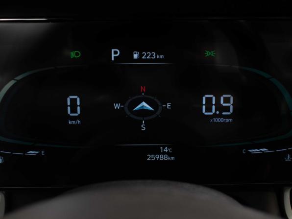 Hyundai Elantra VII (CN7) Рестайлинг с пробегом 2024 года, цена 2 565 000 рублей, 25950 км, седан, Автокод Объявления