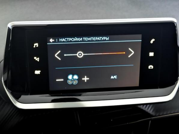 Peugeot 2008 II с пробегом 2021 года, цена 1 770 000 рублей, 118589 км, внедорожник, Автокод Объявления