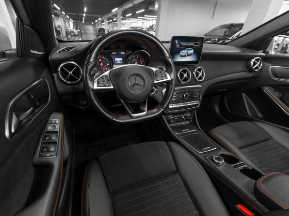 Mercedes-Benz GLA I (X156) Рестайлинг с пробегом 2018 года, цена 2 790 000 рублей, 81658 км, внедорожник, Автокод Объявления