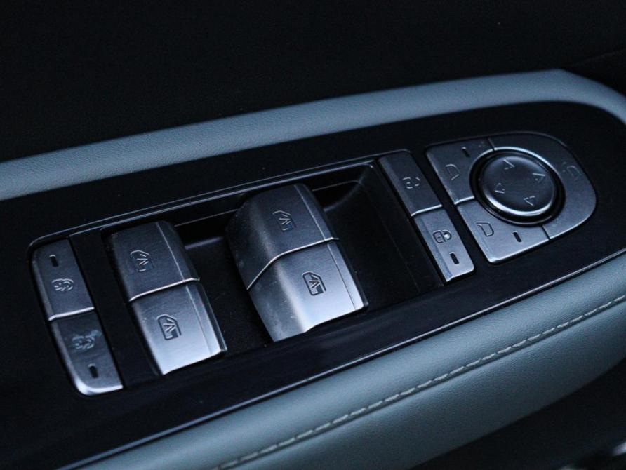 BYD FangChengBao Leopard 5 I Москва  - изображение 16