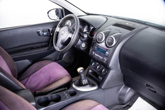 Nissan Qashqai I Рестайлинг с пробегом 2013 года, цена 889 000 рублей, 299345 км, внедорожник, Автокод Объявления