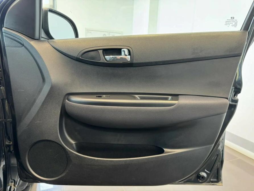 Hyundai i20 I Подольск  - изображение 12