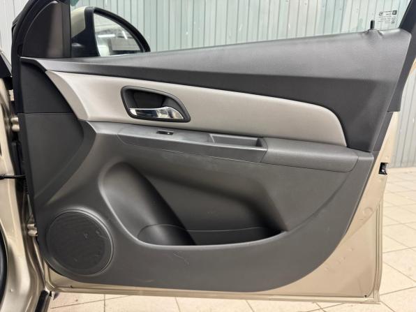 Chevrolet Cruze I с пробегом 2010 года, цена 699 000 рублей, 189382 км, седан, Автокод Объявления