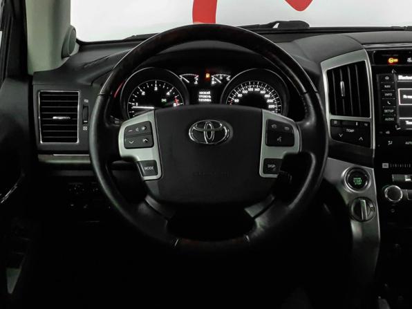 Toyota Land Cruiser 200 Series Рестайлинг 1 с пробегом 2012 года, цена 4 460 000 рублей, 122100 км, внедорожник, Автокод Объявления