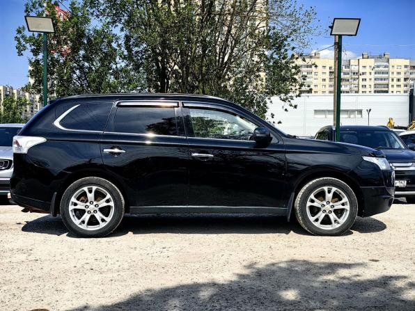 Mitsubishi Outlander III с пробегом 2014 года, цена 1 439 000 рублей, 253084 км, внедорожник, Автокод Объявления