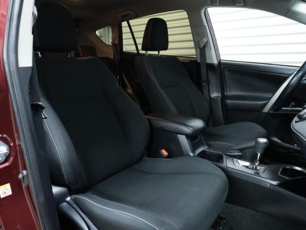 Toyota RAV4 IV (XA40) Рестайлинг с пробегом 2018 года, цена 2 592 300 рублей, 87344 км, внедорожник, Автокод Объявления