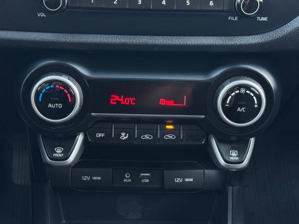 Kia Rio IV с пробегом 2018 года, цена 1 389 000 рублей, 149687 км, хэтчбек, Автокод Объявления