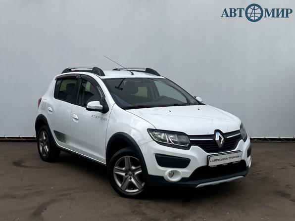 Renault Sandero II с пробегом 2017 года, цена 950 000 рублей, 118892 км, хэтчбек, Автокод Объявления