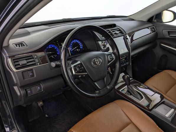 Toyota Camry VII (XV50) Рестайлинг с пробегом 2017 года, цена 2 850 000 рублей, 52500 км, седан, Автокод Объявления