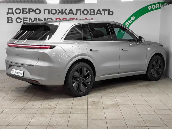 Li Auto (Lixiang) L6 с пробегом 2024 года, цена 5 532 000 рублей, 18700 км, внедорожник, Автокод Объявления