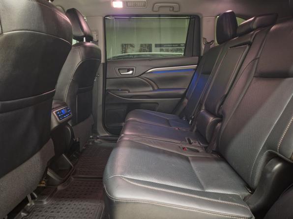 Toyota Highlander III (XU50) Рестайлинг с пробегом 2019 года, цена 3 650 000 рублей, 250000 км, внедорожник, Автокод Объявления