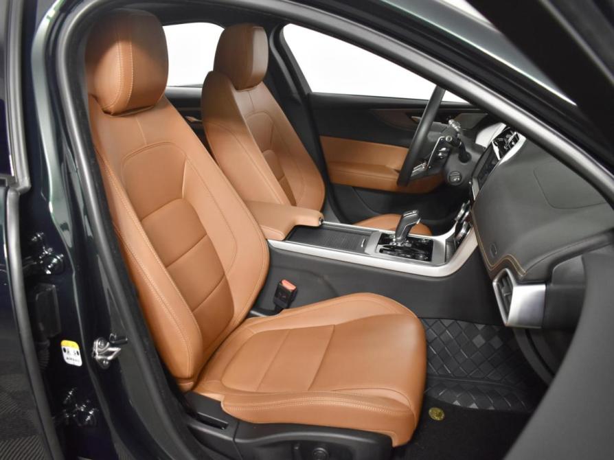 Jaguar XE I Рестайлинг Казань  - изображение 13