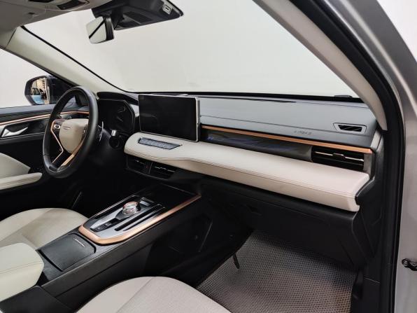 Haval Jolion I Рестайлинг с пробегом 2024 года, цена 2 400 000 рублей, 39622 км, внедорожник, Автокод Объявления