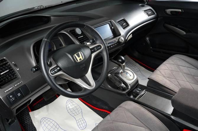Honda Civic VIII с пробегом 2007 года, цена 729 000 рублей, 241300 км, купе, Автокод Объявления